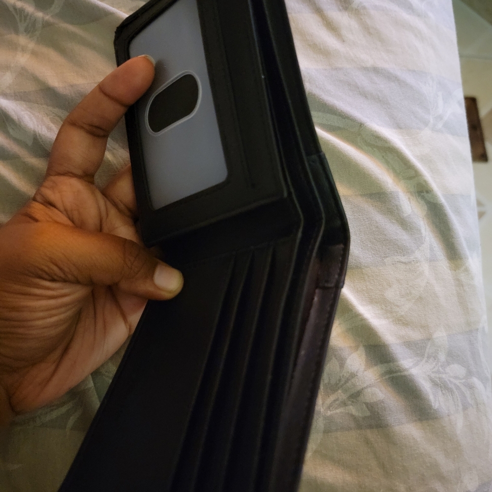 Wallet - Picture 4 of 4